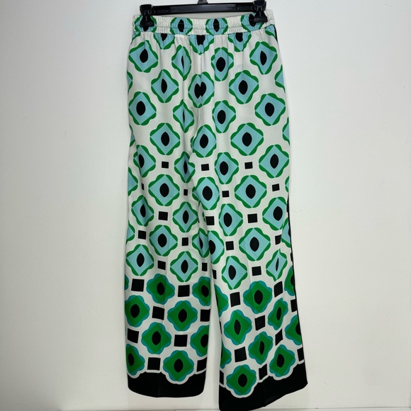 Zara IG Favorite Satin Style Pull on pants - Picture 4 of 7